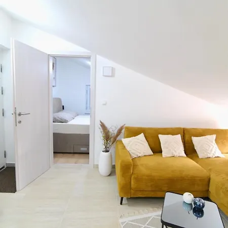 Cozy Loft For Two * Zadar